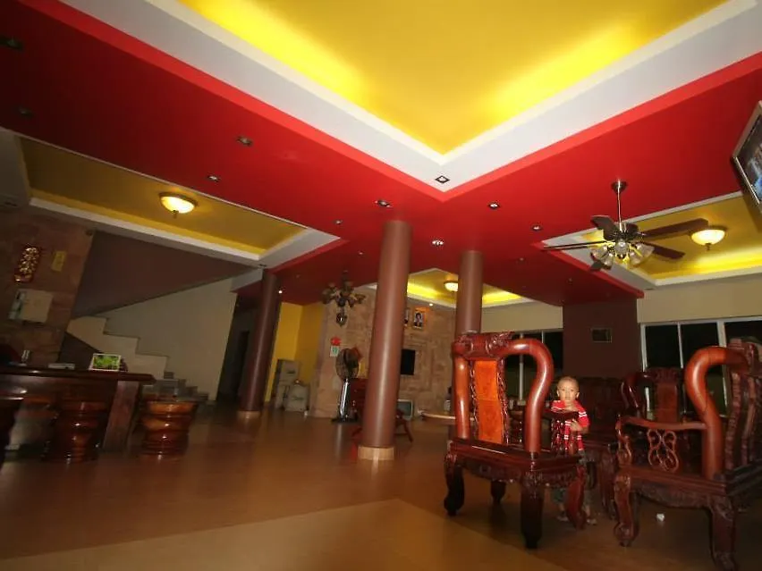 Sunday Guesthouse Sihanoukville 2*,